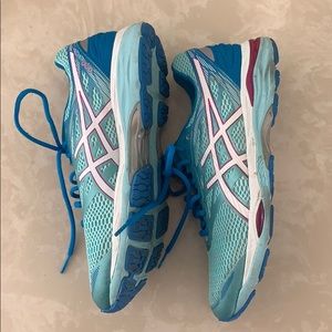 Gel-Cumulus 18 Blue Teal size 10 ASICS